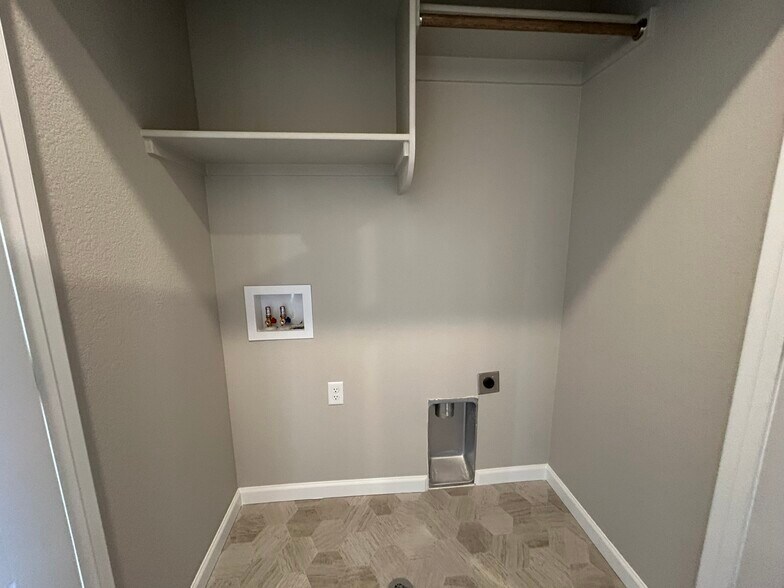 Building Photo - 2790 Soleil Hts