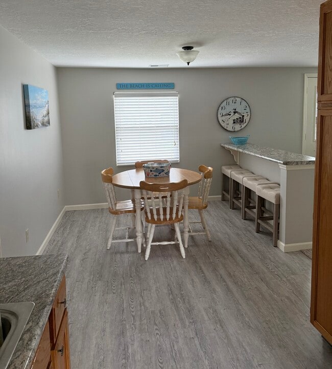 Building Photo - GLH