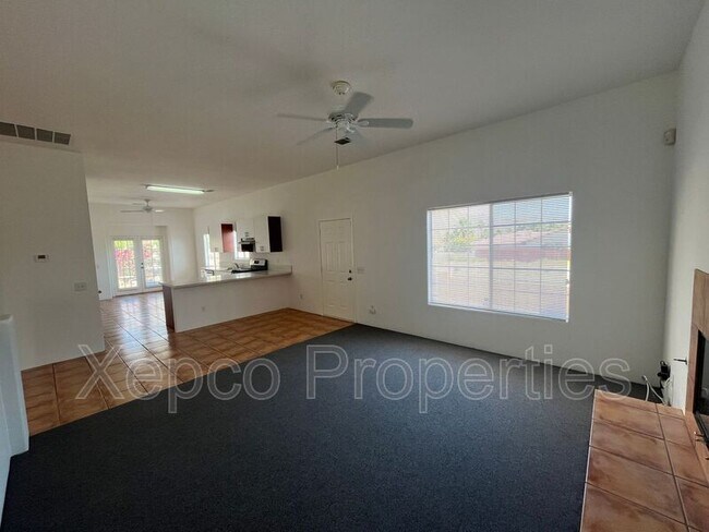 Building Photo - 53750 Avenida Alvarado