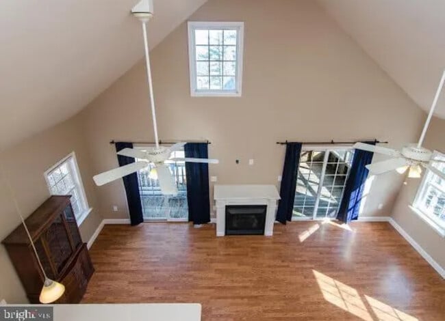 Building Photo - 3004 N Independence Dr