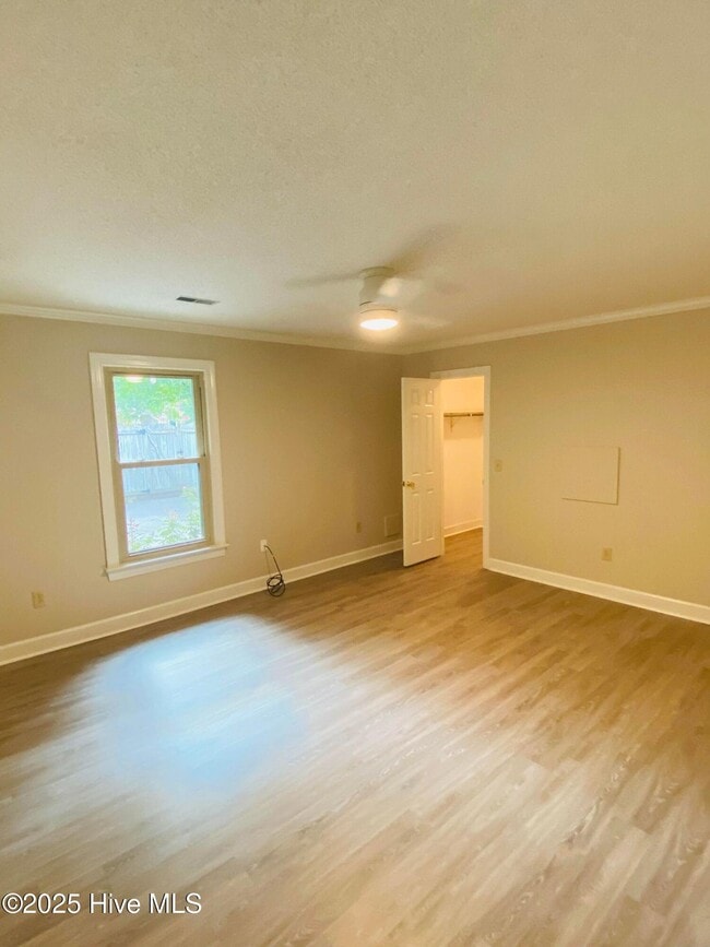 Building Photo - 1861 Quail Ridge Rd