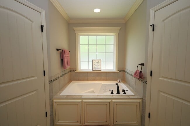 Building Photo - 4153 Nelson Hill Pl