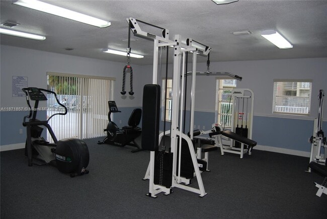 Building Photo - 4910 NW 79th Ave