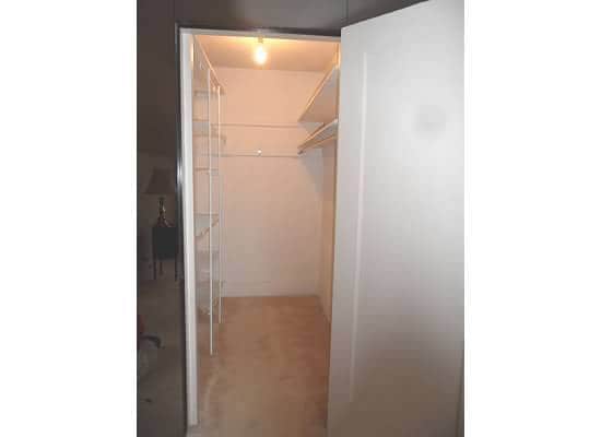 Building Photo - Broadway Hill home