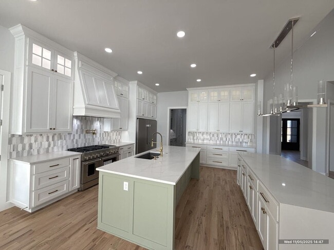 Building Photo - 8340 NW 130th Cir