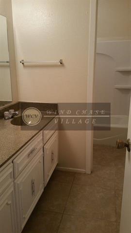 Building Photo - 2400 Buffalo Gap Rd