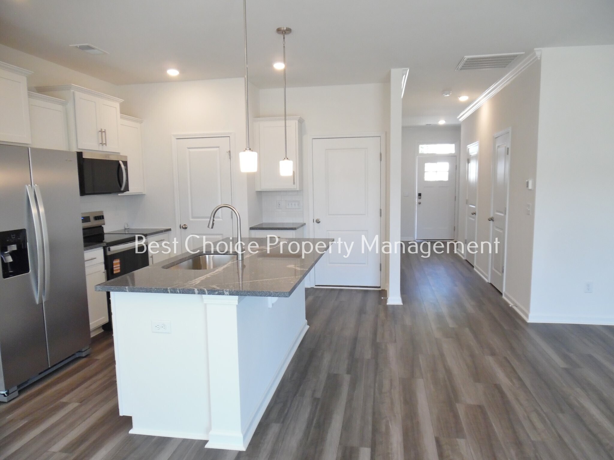 Building Photo - 245 Brown Cir