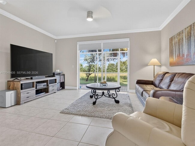Building Photo - 2475 Cordoba Bend