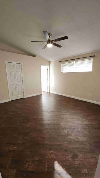 Building Photo - 1186 Mistwood Dr