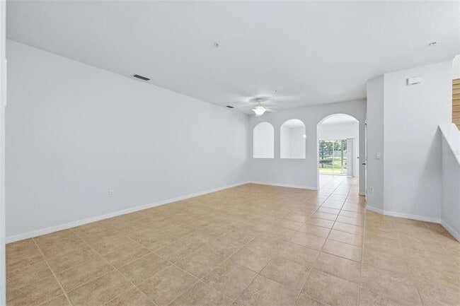 Building Photo - 3717 Parkridge Cir