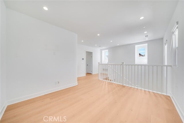 Building Photo - 64 Meander