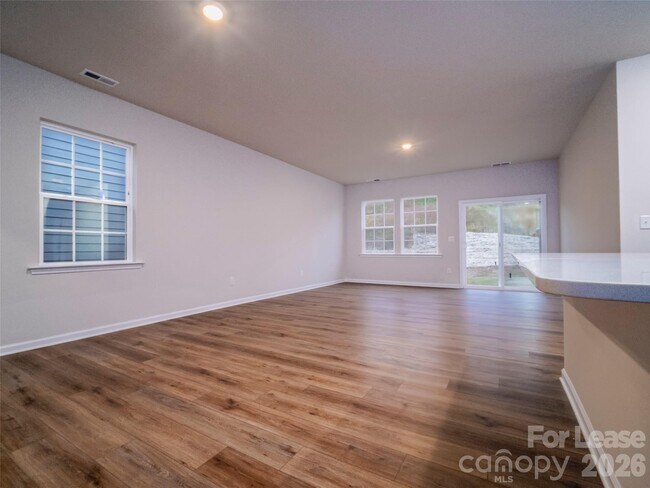 Building Photo - 1616 Swallow Tail Dr