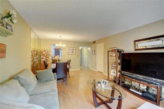 Building Photo - 8101 SW 24th Ct