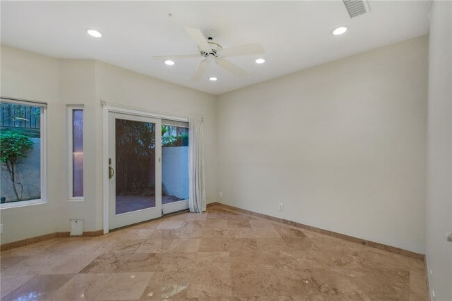 Building Photo - 30 St Michael