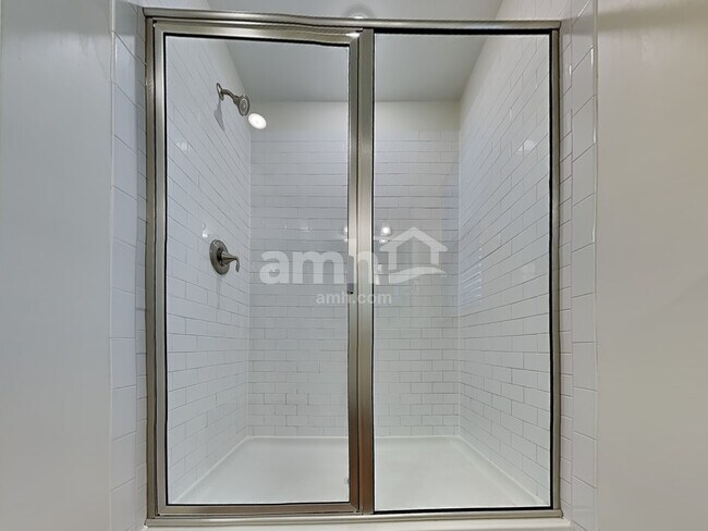 Building Photo - 3204 Brierhill Rd