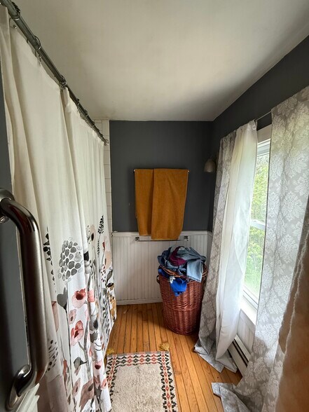 Building Photo - 2770 Slaterville Rd