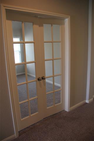 Building Photo - 4615 Elderberry St