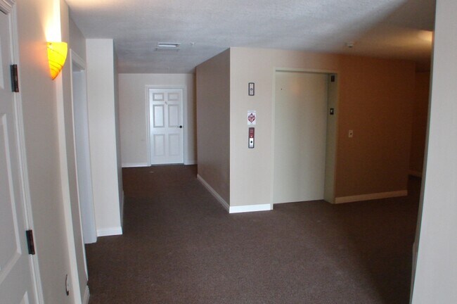 Building Photo - Lakewood Terrace