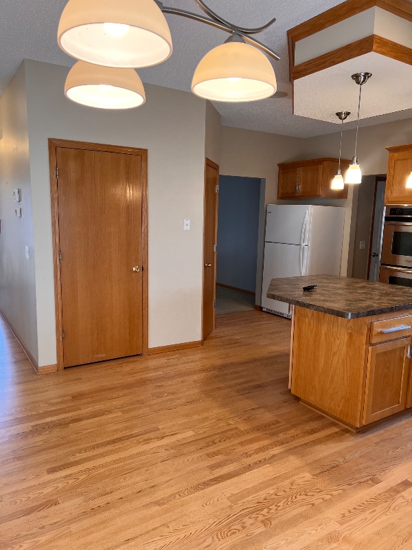 Building Photo - 54 Meadowlark Dr
