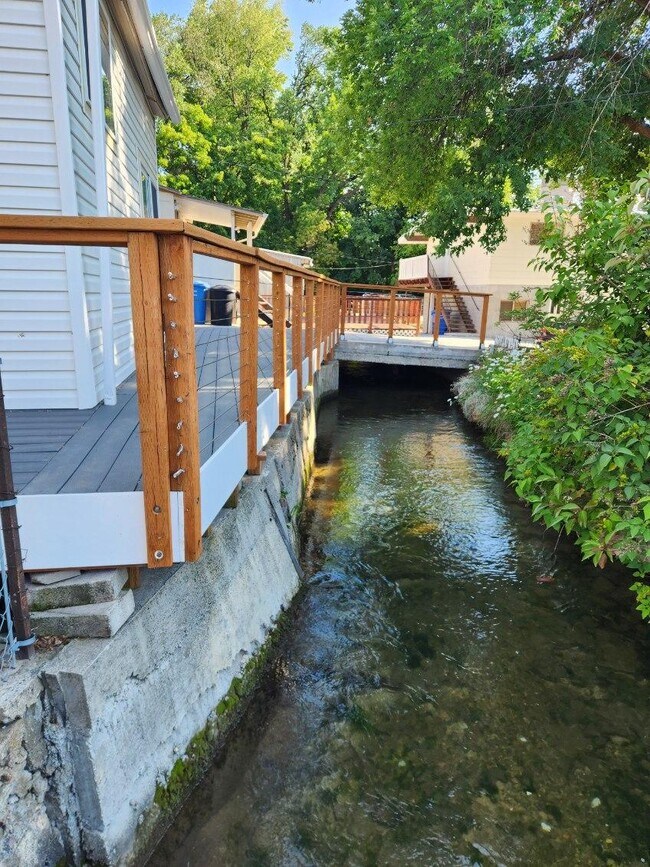 Building Photo - 181 N 200 E