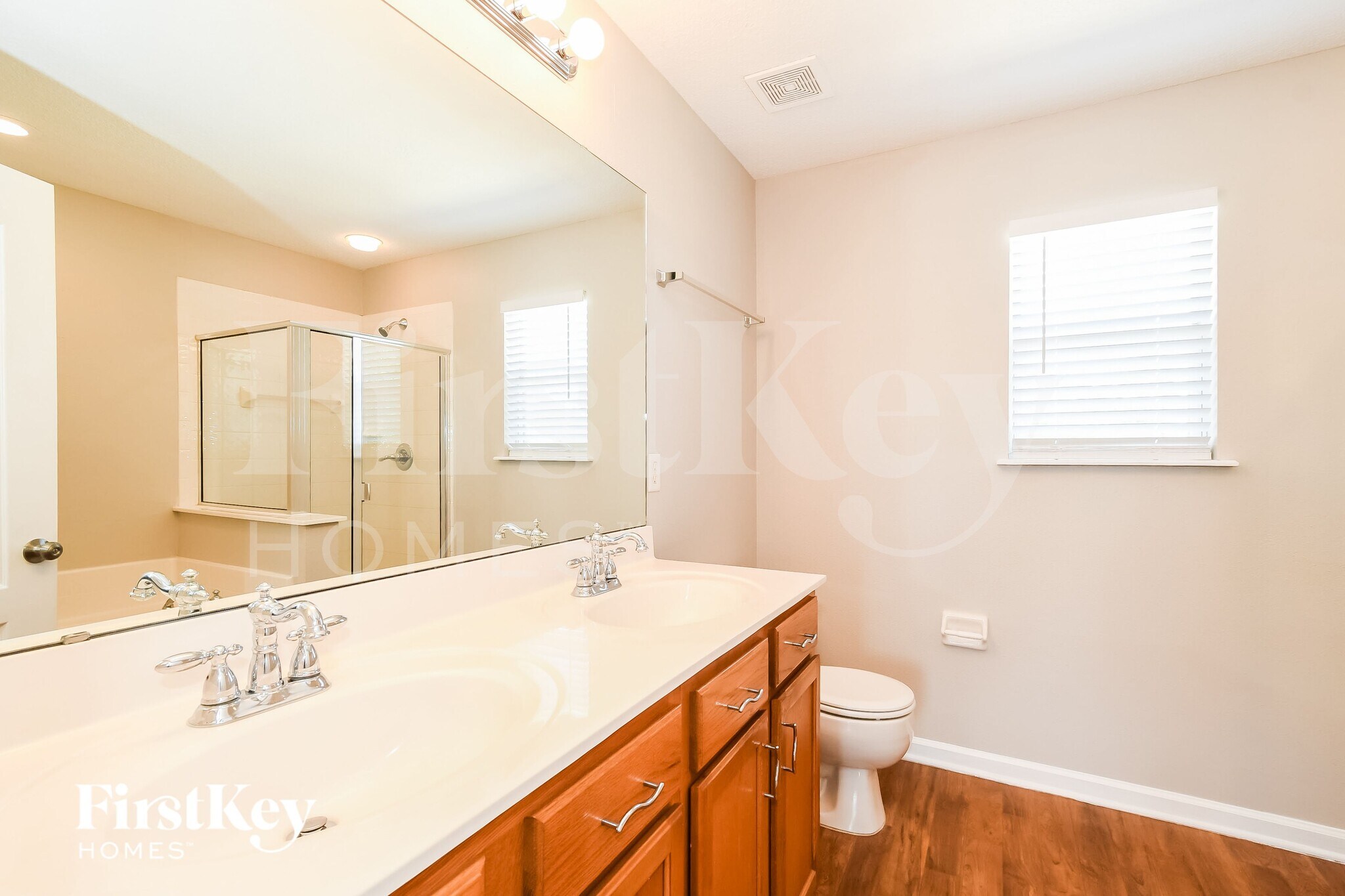 Building Photo - 9634 Hazel Lake Dr