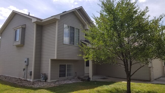 Building Photo - 1157 Atwood St S