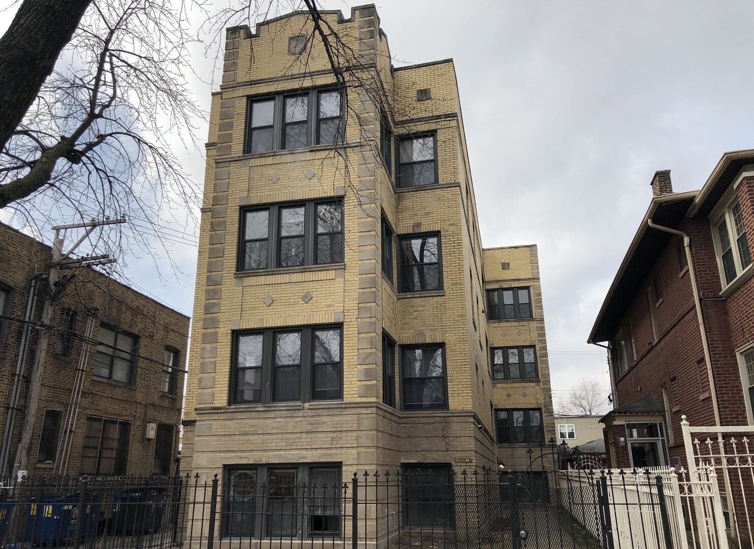 Building Photo - 4814 N Monticello Ave
