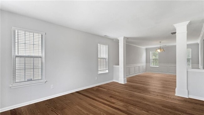 Building Photo - 317 Shasta Ln