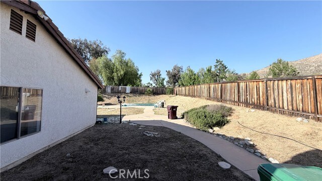 Building Photo - 24856 Sunday Dr