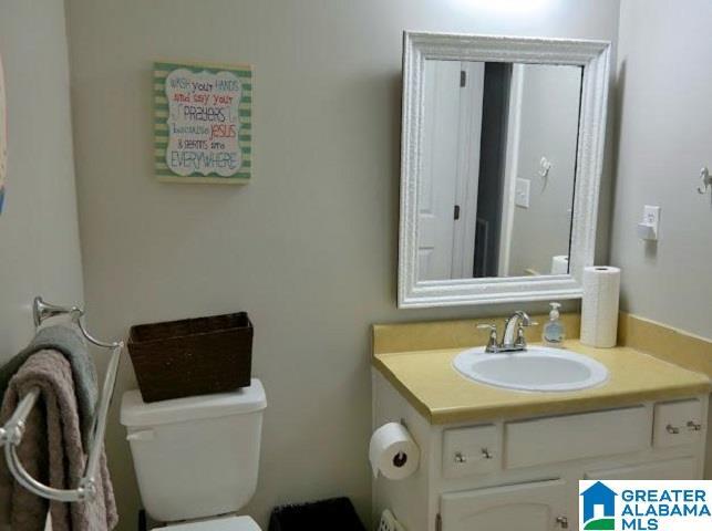 Building Photo - 1248 MacQueen Dr