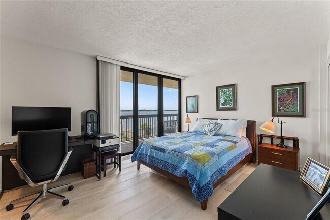 Building Photo - 2413 Bayshore Blvd