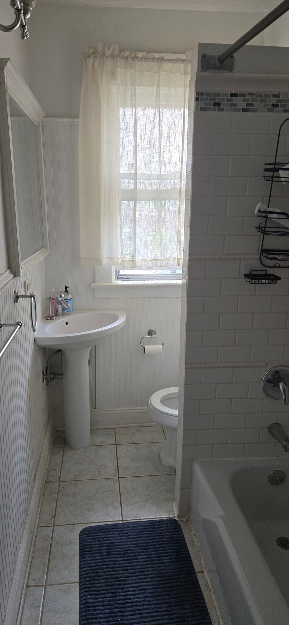 Building Photo - 33 Cottage St