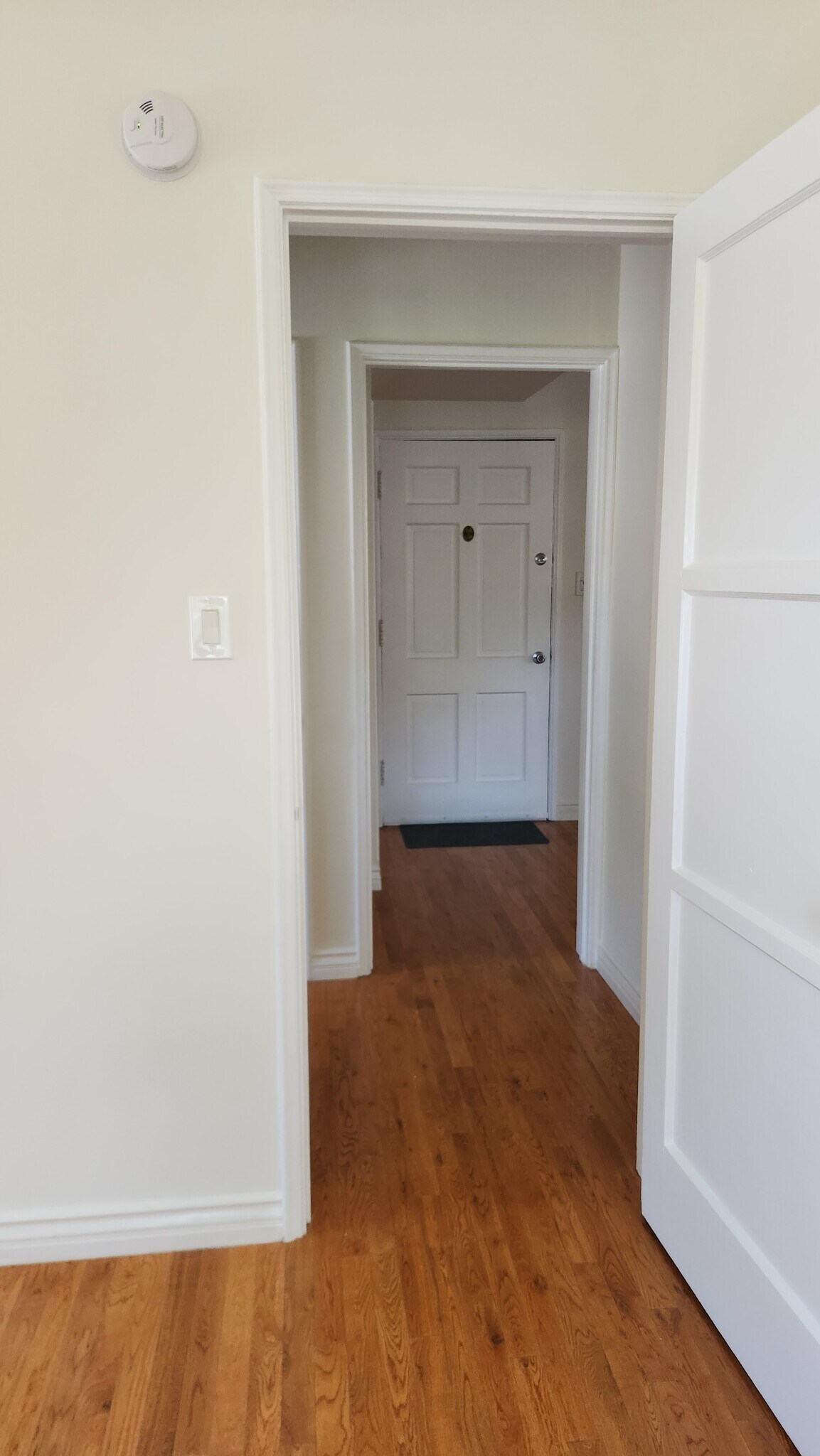 BED HALL ENTRY - 10641 Whipple St