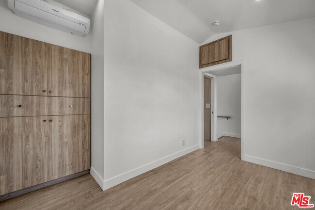 Building Photo - 825 San Miguel Ave