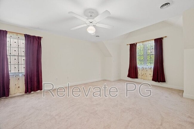 Building Photo - 10405 Flat Branch Dr