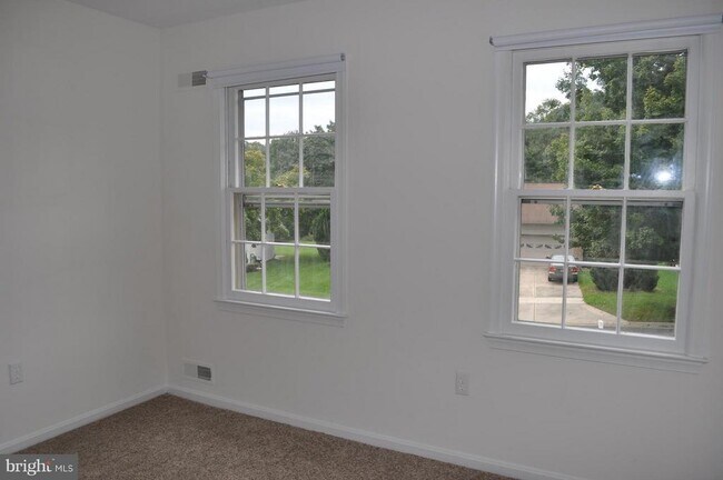 Building Photo - 2109 Falling Creek Rd