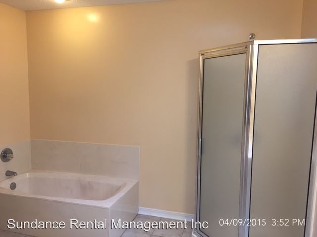 Building Photo - 2208 Calle de Marbella