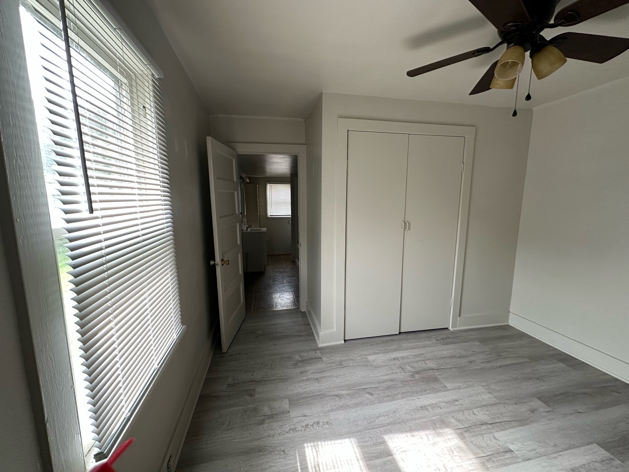 Building Photo - 405 Benham Ave