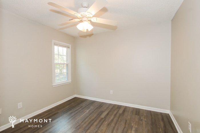 Building Photo - 10 Market Hall Ct