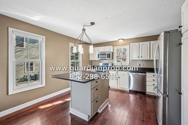 Building Photo - House Near Downtown Stillwater Available Now, Hardwood Floors, Updated Kitchen, Fenced Yard