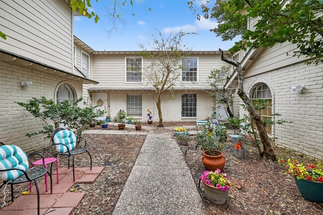 Building Photo - 14030 Cashel Forest Dr