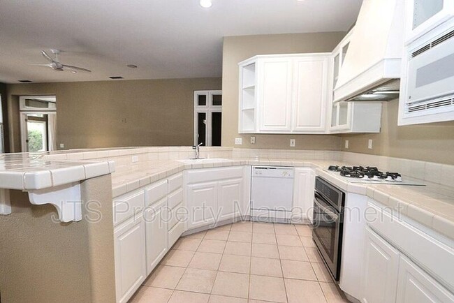 Building Photo - 4107 Ironwood Dr
