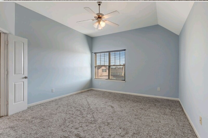 Building Photo - 6009 Ten Bears Way