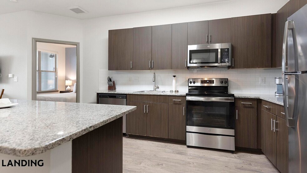 Building Photo - 10051 Perimeter Station Dr