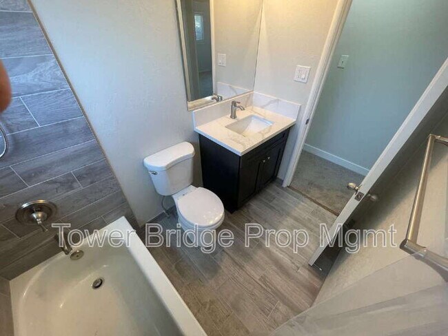 Building Photo - 8255 Oahu Dr