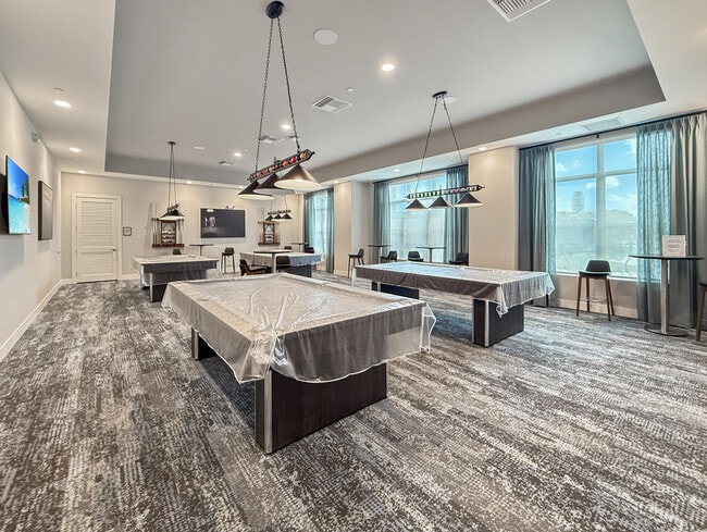 Building Photo - 13586 Sabal Palm Ct