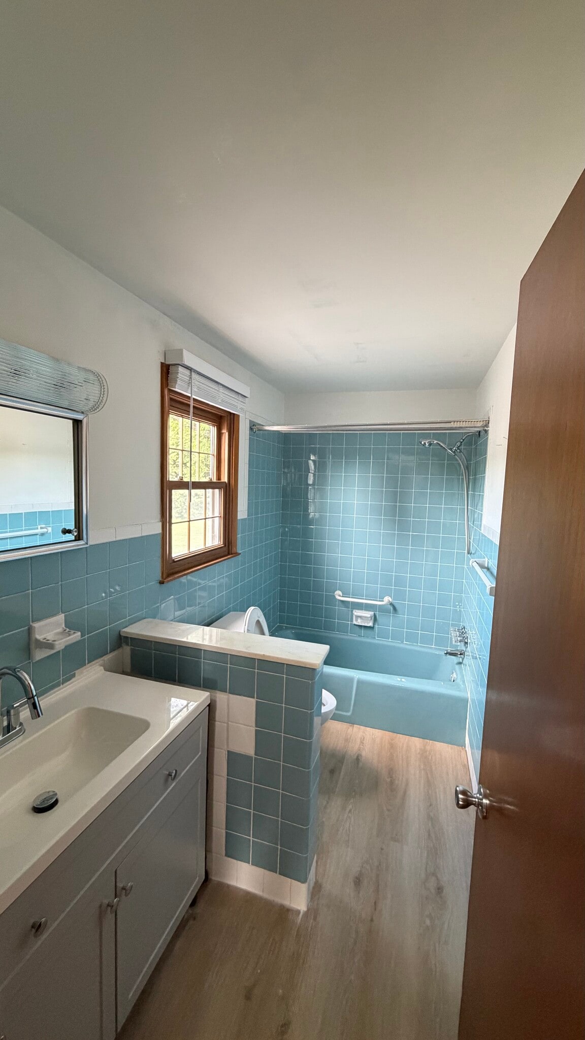 Bathroom 2 - 2923 Shipley Rd