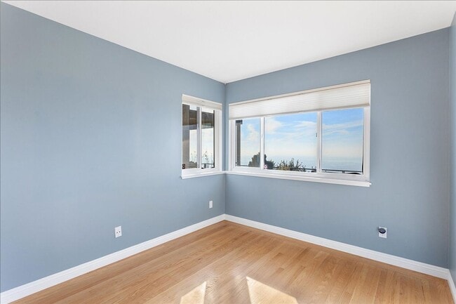 Building Photo - 75 Chadbourne Way