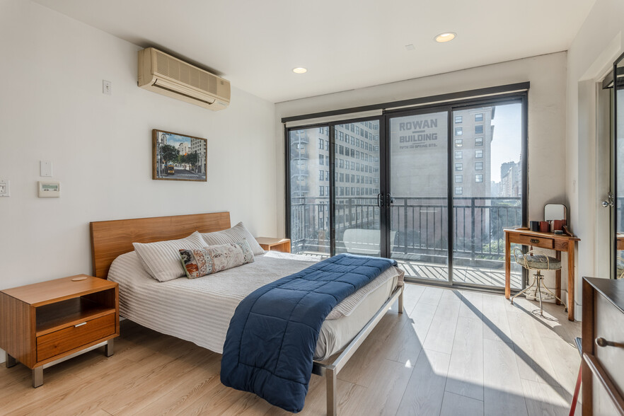 Primary Bedroom with 2 Balconies - 416 S Spring St