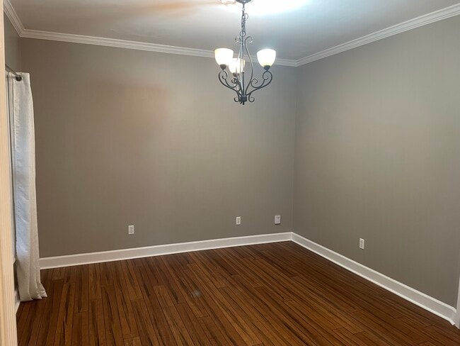 Building Photo - 940 Sunny Slope Trace